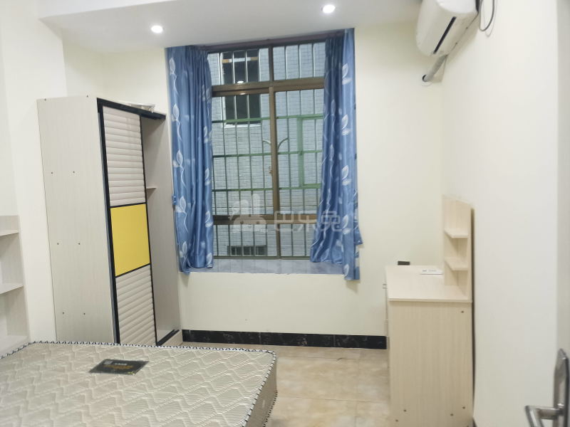 东平村老屋街三巷13-1号7130126卧室图2