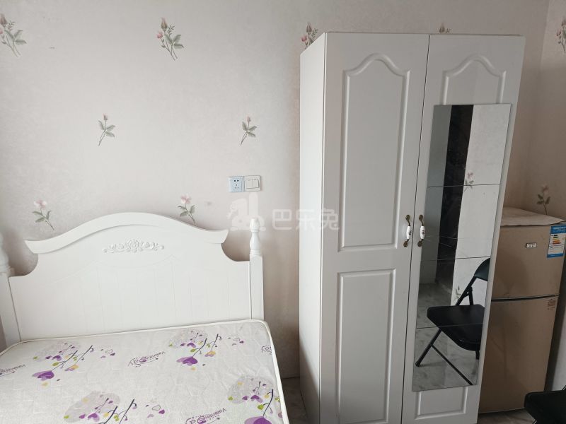 金钻苑南区（海顺路359弄）7137376卧室图2