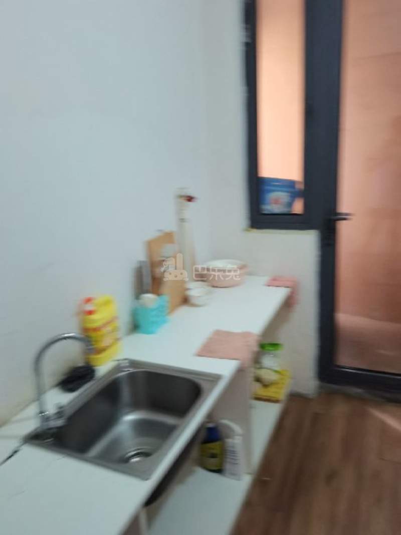 鑫苑国际城市花园7138863厨房图5