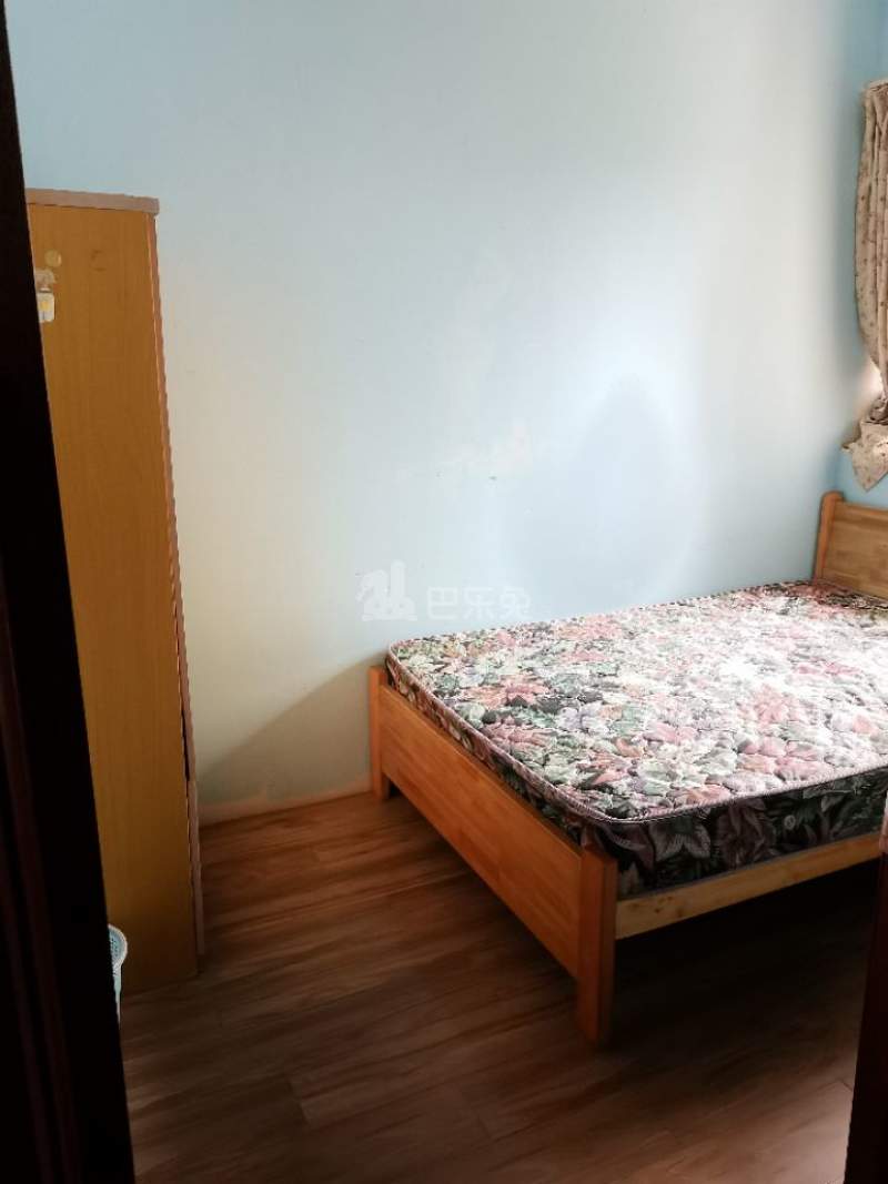 鑫苑国际城市花园7138863卧室图2