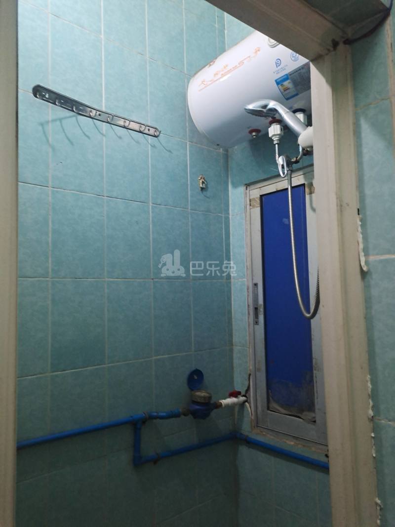 黄村南胜里下二巷1号7139424卫生间图5