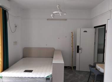 植村北约北街26号 