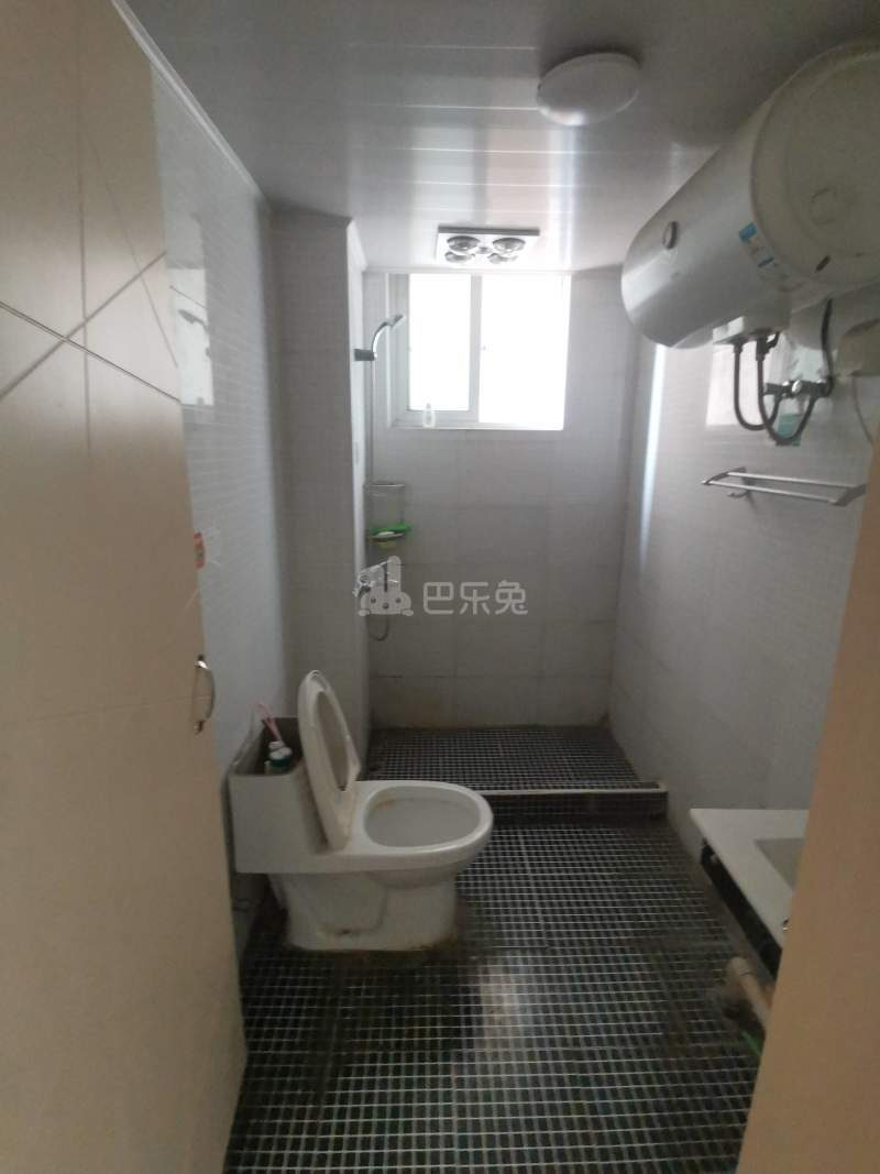 金城花园7153294卫生间图6