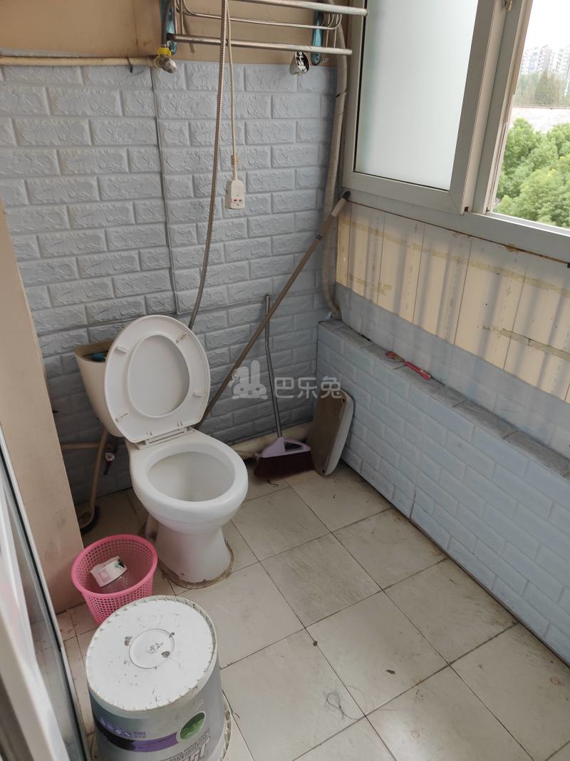 邻里苑7155701卫生间图10