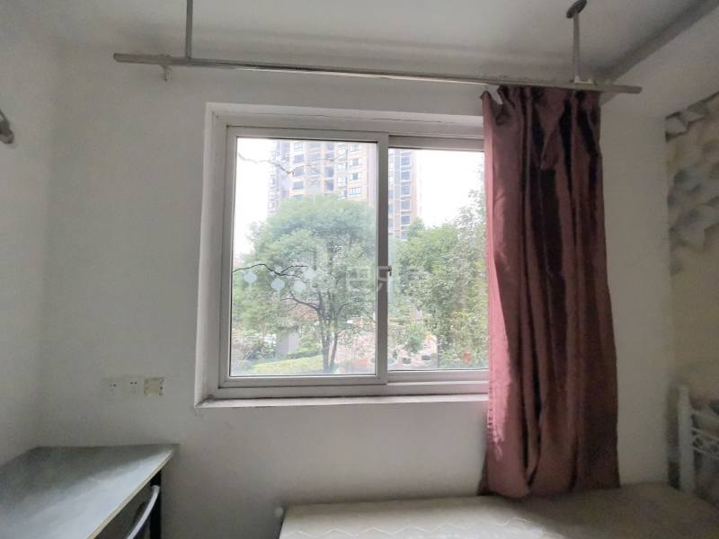 翔瑞新苑北区7163068卧室窗户图9