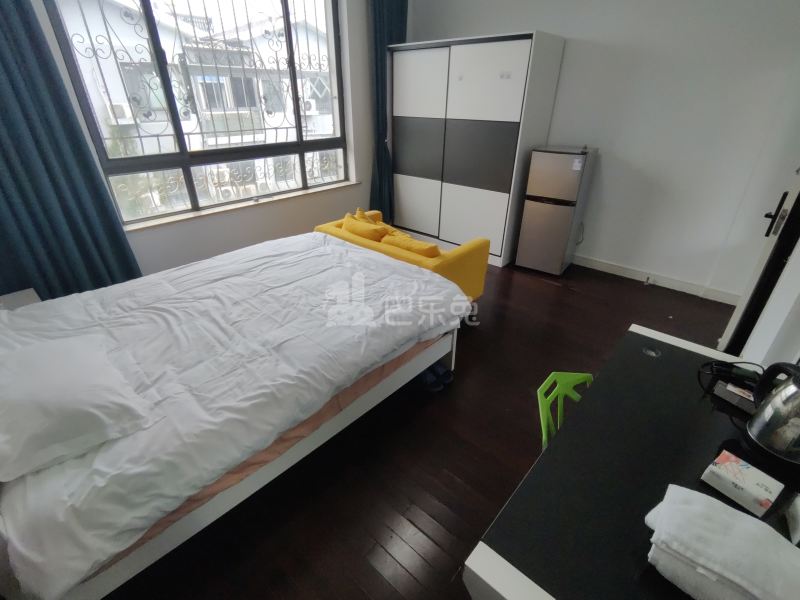 西郊家园（青浦）7163260卧室图3