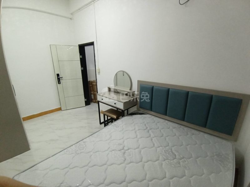 龙洞积善巷12号7166427卧室图1