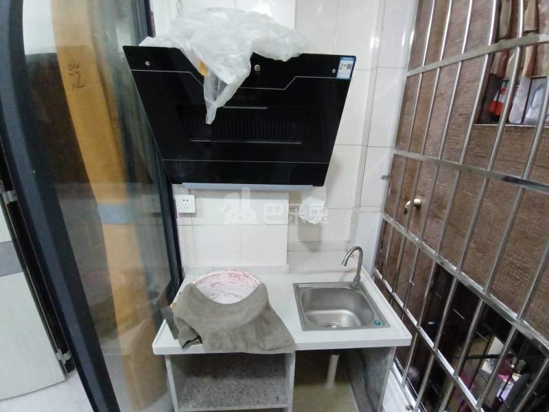 龙洞积善巷12号7166427厨房图5