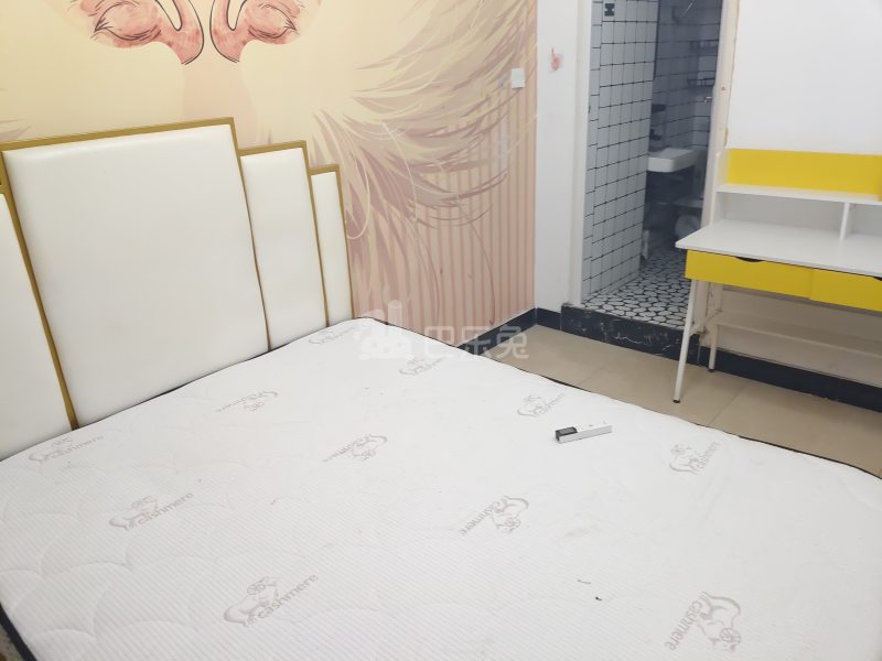 华秀雅苑7174840卧室图2