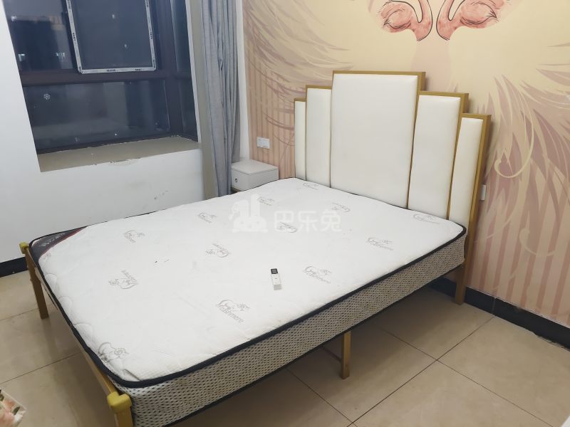 华秀雅苑7174840卧室图0