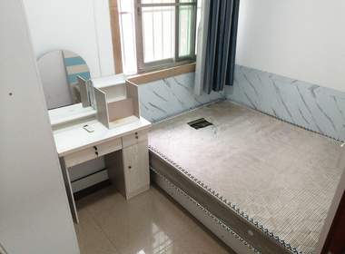 珠村中东新街五巷13号 