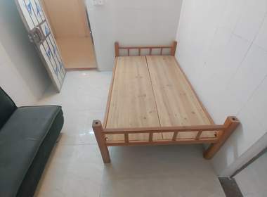 嘉禾望岗西岭街十七巷15号 1室1厅1卫