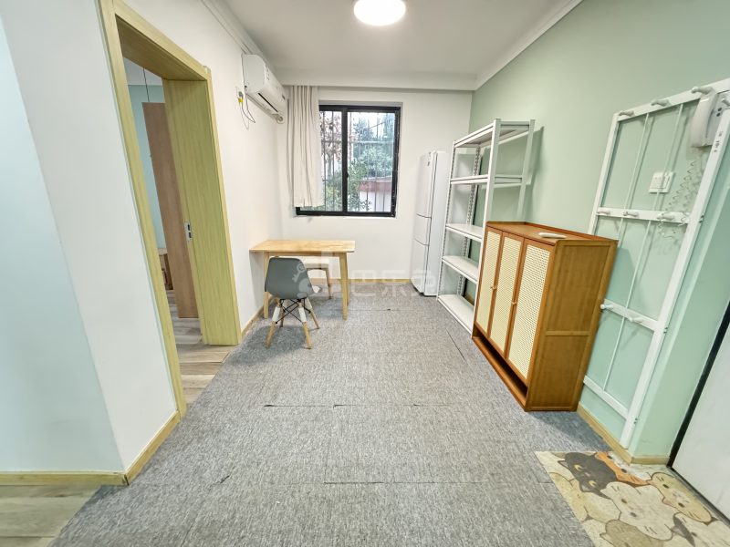 香山新村东北街坊（德平路1065弄）7188776周边环境图0