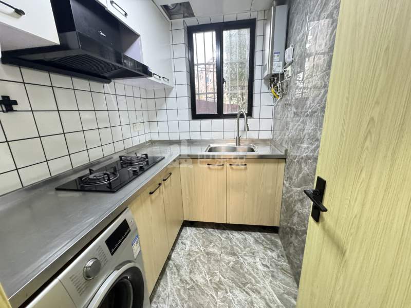 香山新村东北街坊（德平路1065弄）7188776周边环境图1