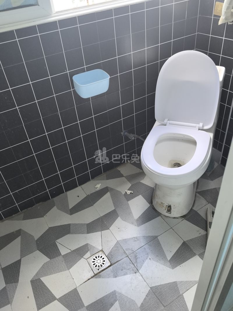 金沙湾绿地和苑二期7191179卫生间图5