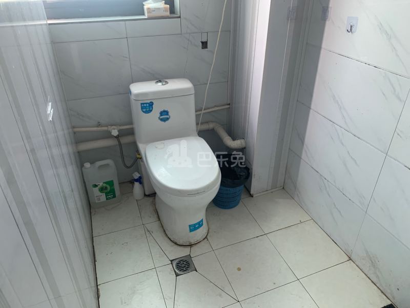 北秀向阳苑西区7200259卫生间图5