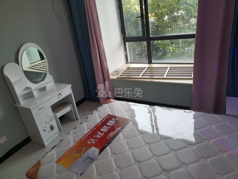 天际蓝桥7211609卧室图3