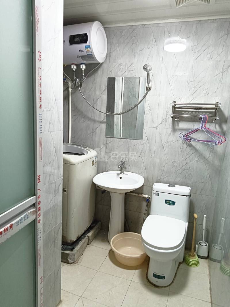 广厦天都城天水苑7223157卫生间图6