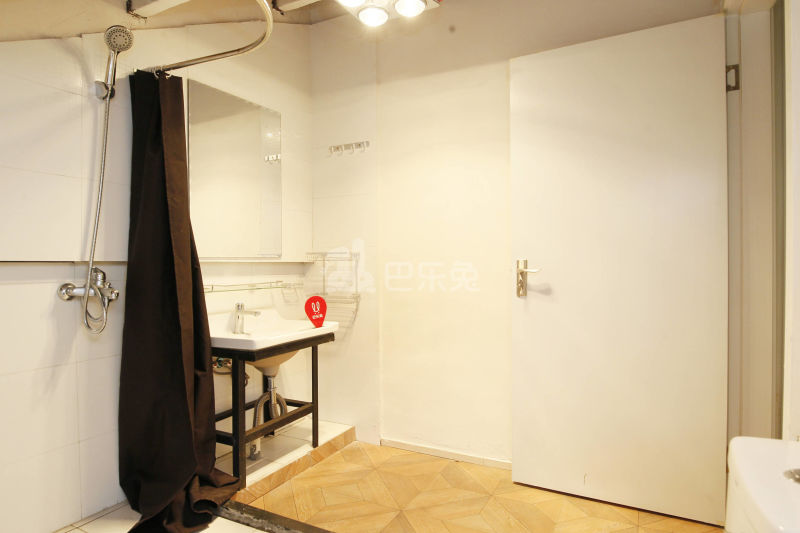 W公社722448卫生间图33