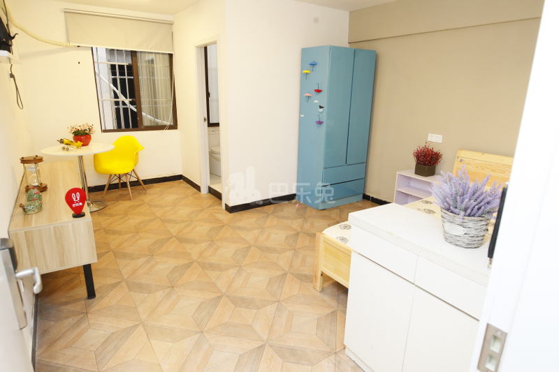 W公社722451卧室图0