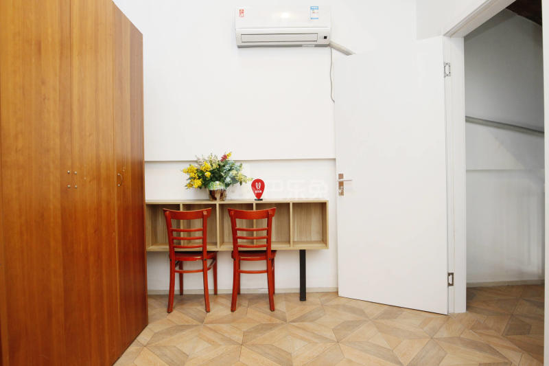 W公社722453卧室图4