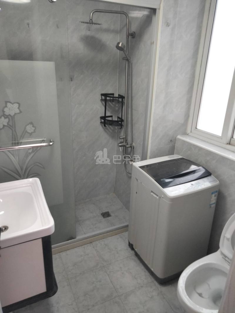 枫树林景苑南区7246240卫生间图6