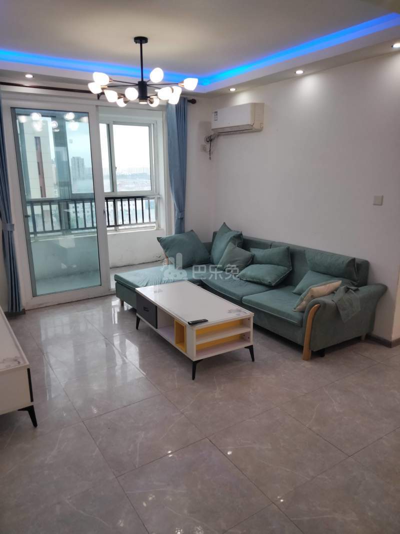 枫树林景苑南区7246240客厅图4