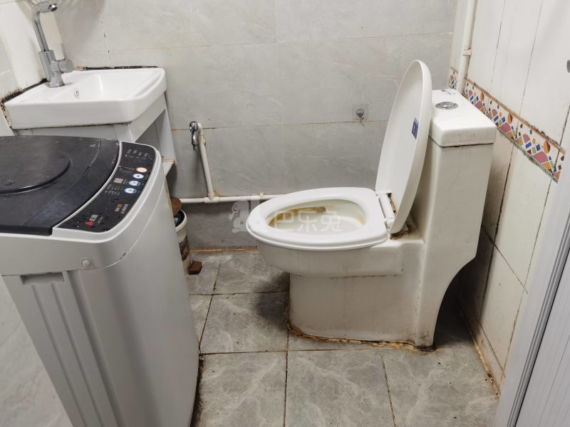 祥祺花园7248434卫生间图8