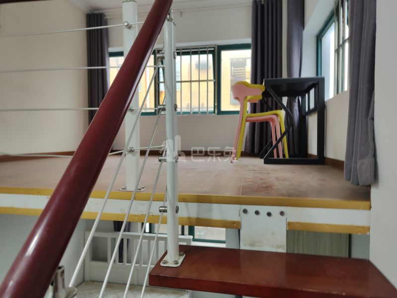 清溪路128号7251785客厅图4