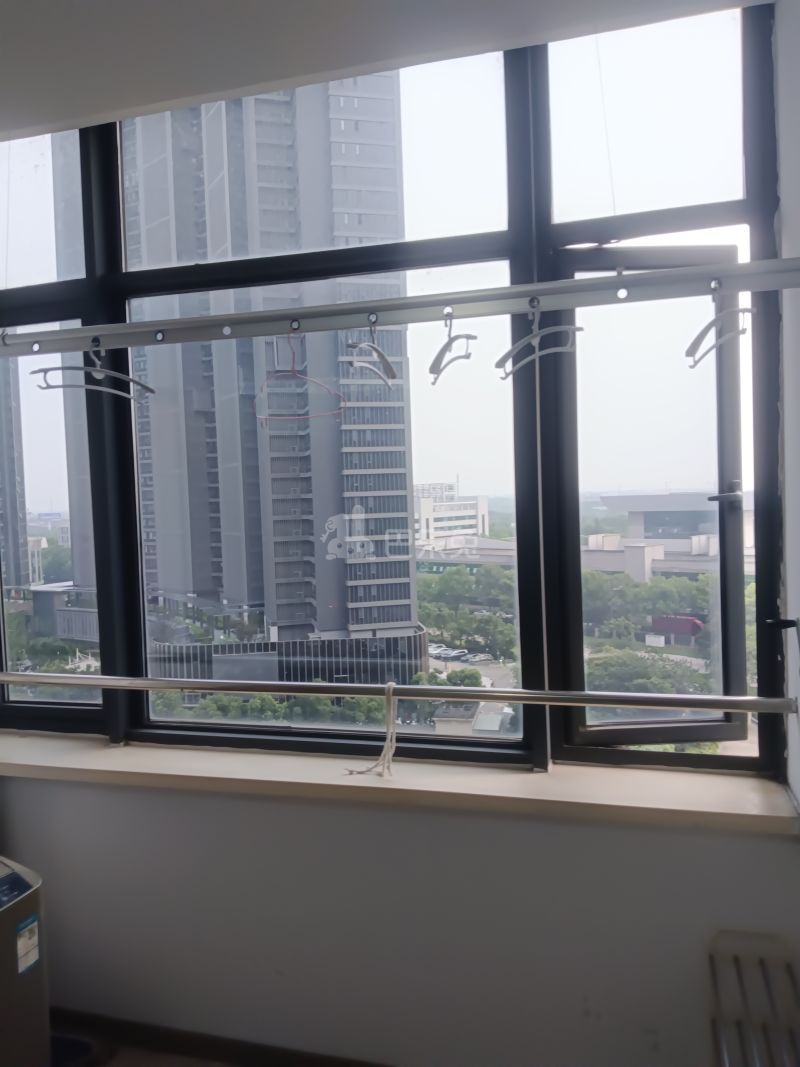 家速度公馆7252559卧室窗户图8