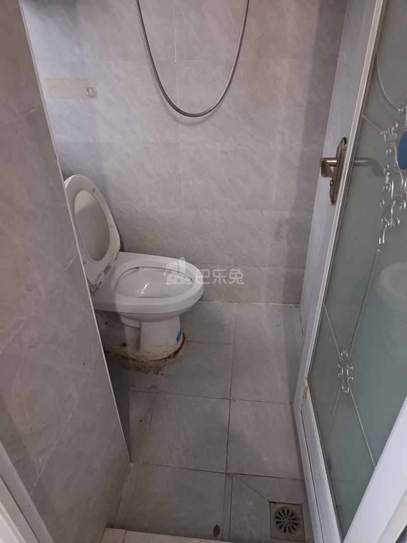 宝嘉誉府7259065卫生间图4