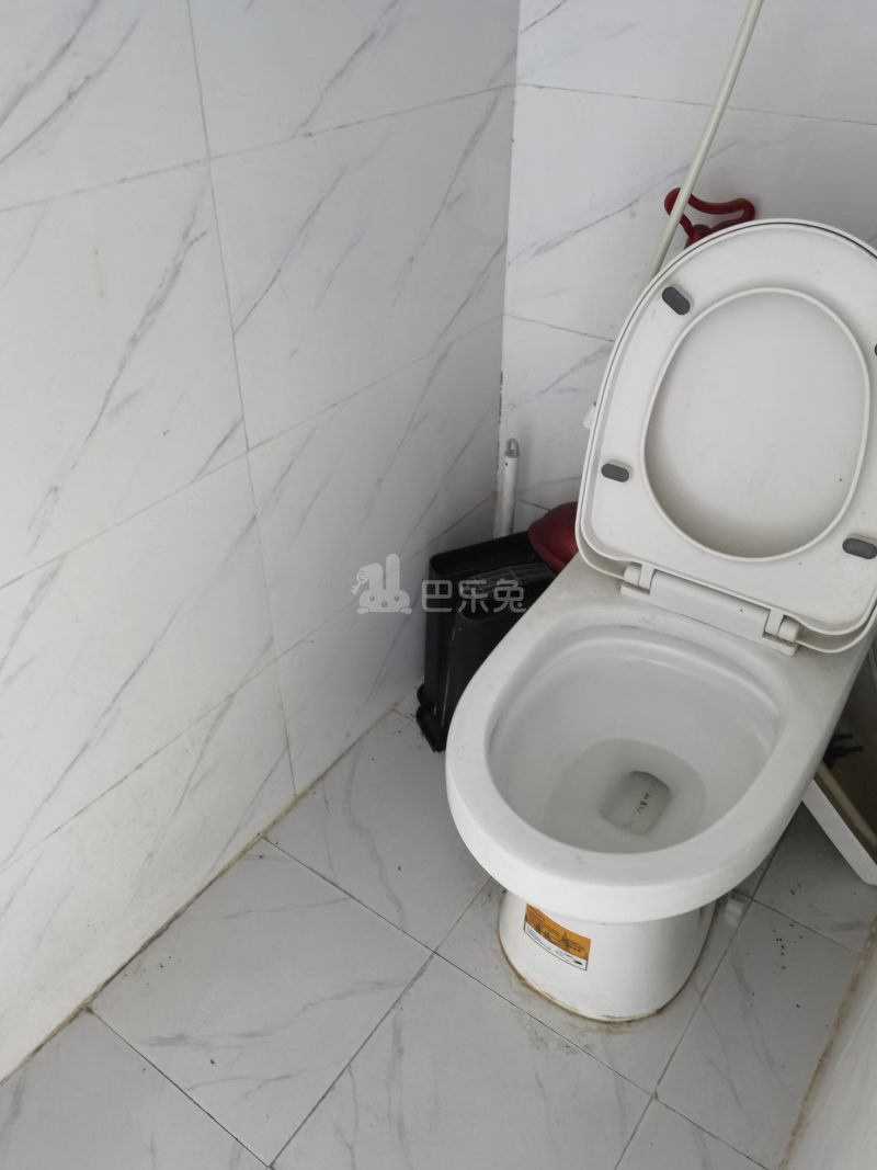 宝嘉誉府7259067卫生间图4