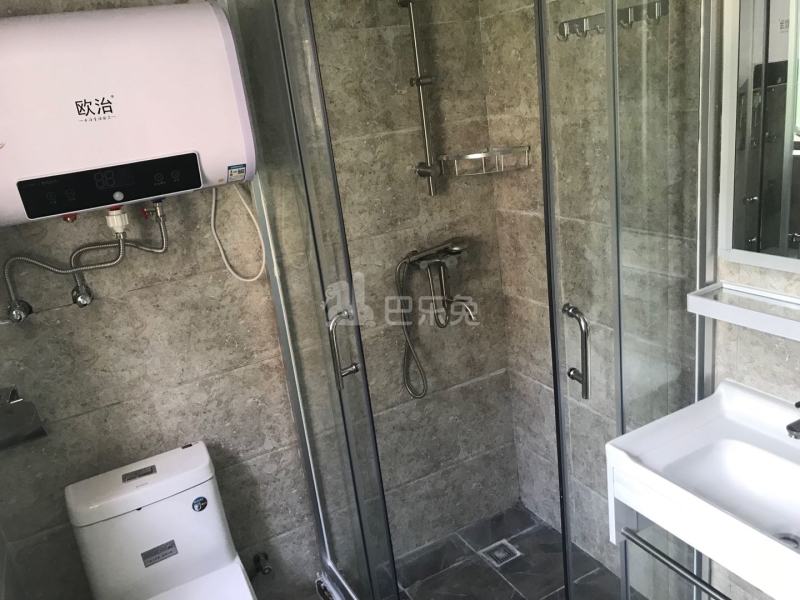 LIFE公寓7260257卫生间图3