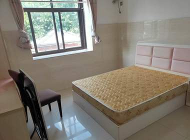 榴莲公寓（西郊家园店） 1室0厅1卫