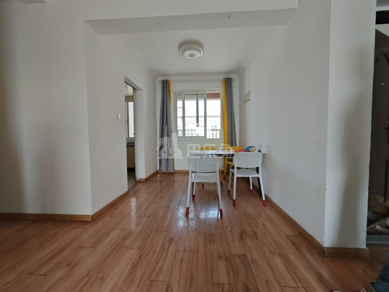 和家欣苑B区7263234客厅图5