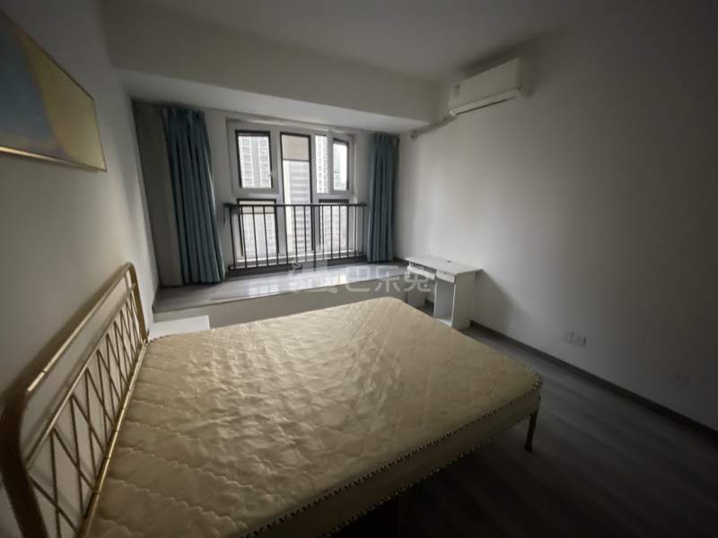 浦西玫瑰园（天誉名邸）7263554卧室图1