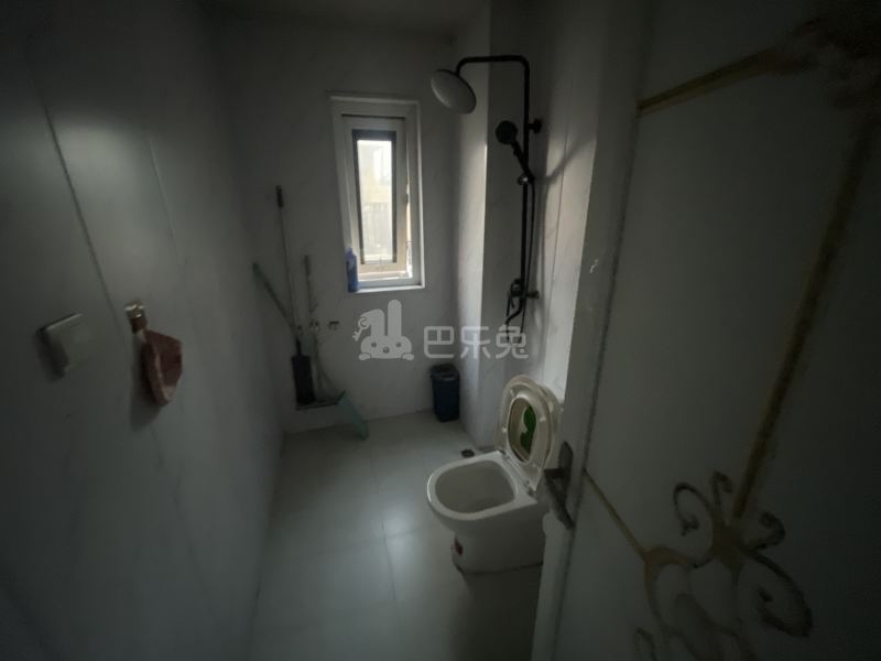 浦西玫瑰园（天誉名邸）7263554卫生间图12