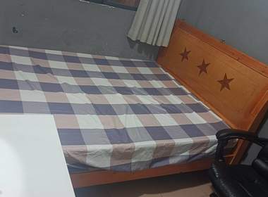 鹤边新兴东街21号 1室0厅1卫