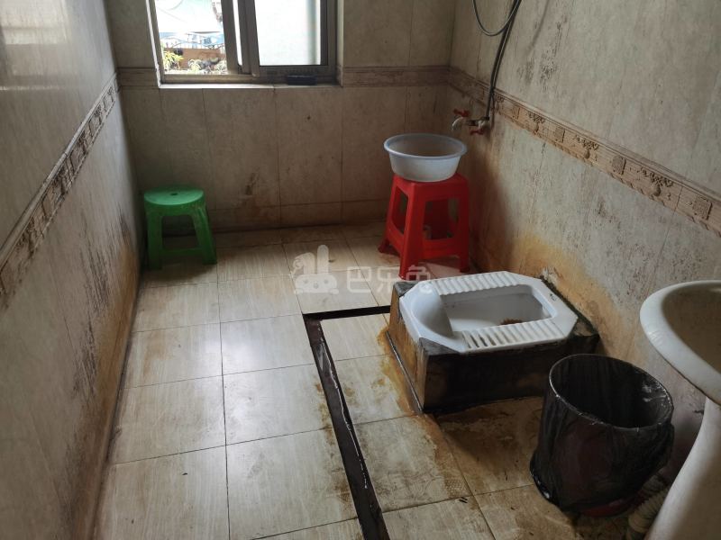 梅园二区别墅9961382卫生间图12