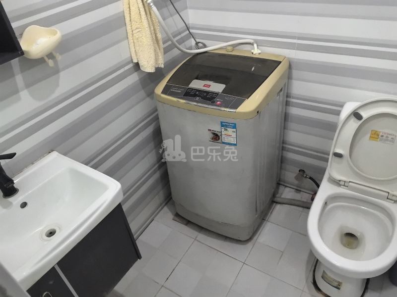 梅园二区别墅7267938卫生间图7