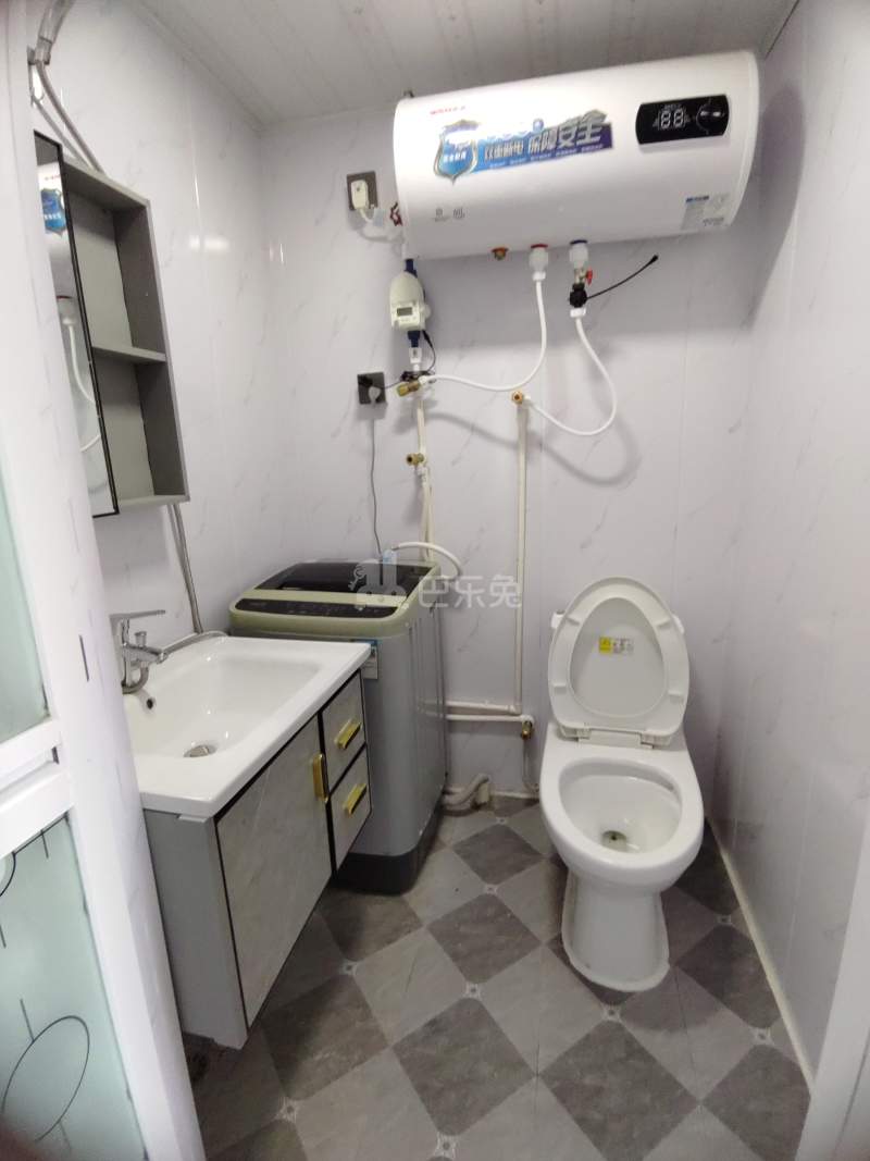 顺达花苑东区7294580卫生间图2