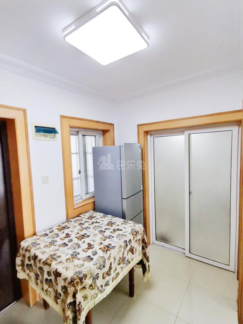 临汾小区7296767客厅图5