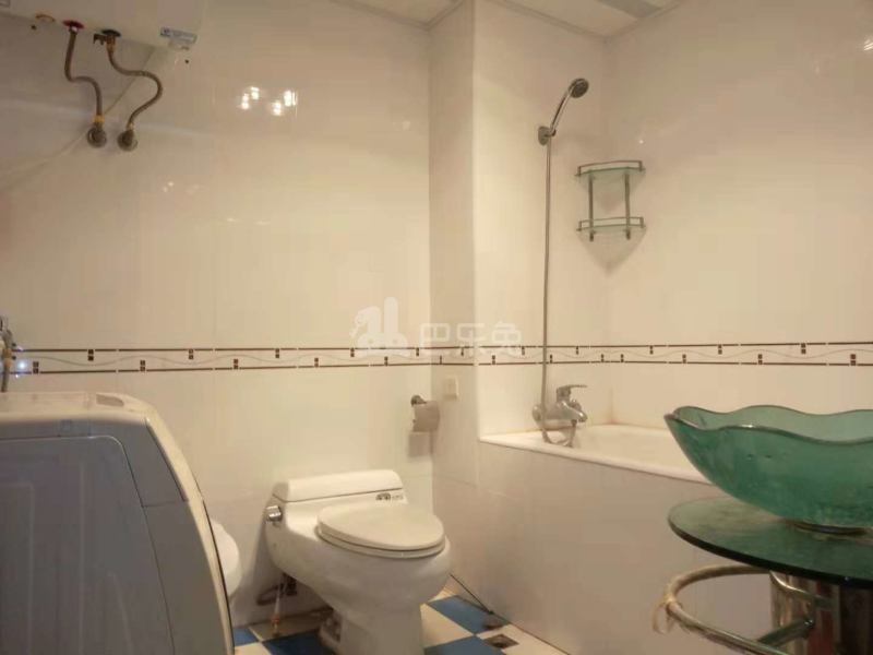 晨林花苑729630卫生间图10