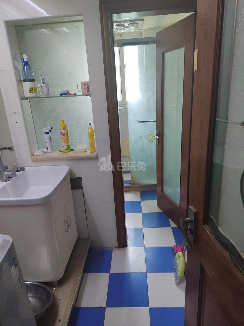 晨林花苑729630卫生间图9