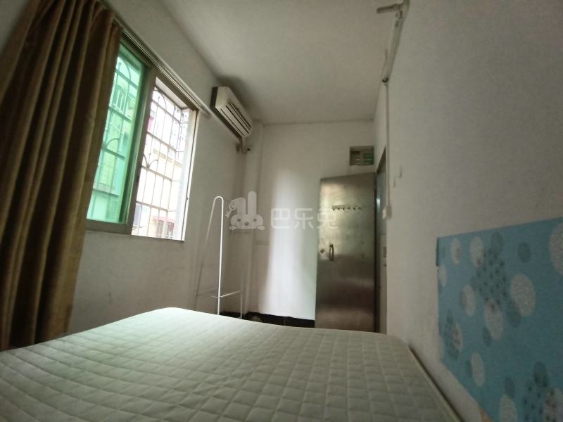 龙洞河陂南二巷11号7301998卧室图3