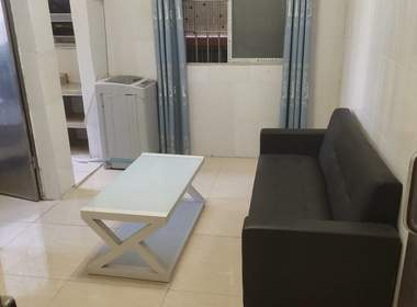 江夏荷木岭三巷7号 1室1厅1卫