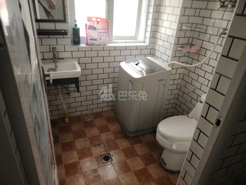 金海华城永华苑7307316卫生间图5