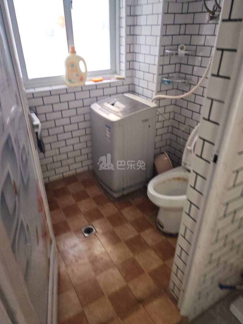 金海华城永华苑7307316卫生间图4