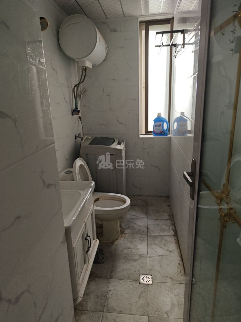 华苑大厦6698552卫生间图5