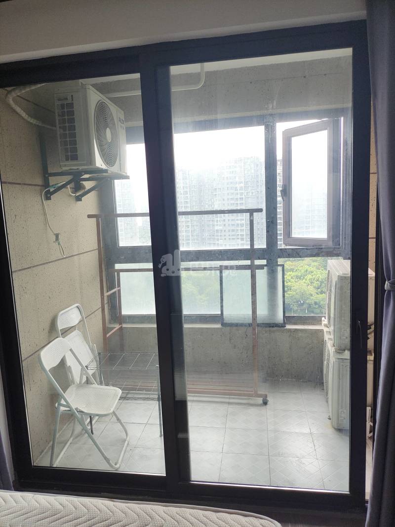 宝嘉誉府7310437卧室窗户图10